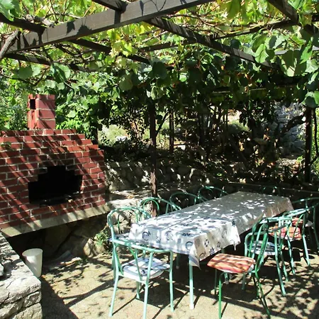 Apartman In With Sea View, Terrace, Wi-fi *