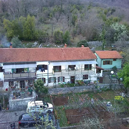 In With Sea View, Terrace, Wi-fi Apartman