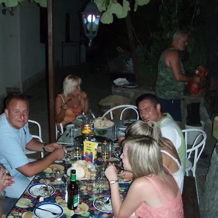 Apartman In With Sea View, Terrace, Wi-fi *