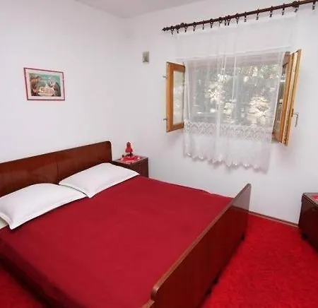 Apartman In With Sea View, Terrace, Wi-fi *