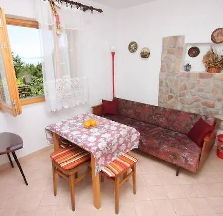 In With Sea View, Terrace, Wi-fi Apartman Ičići