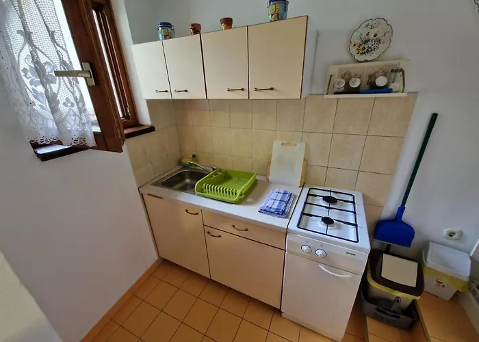 Apartmán In With Sea View, Terrace, Wi-fi Ičići